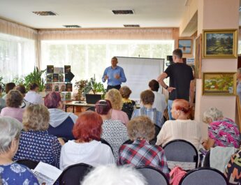 29 июля 2026 г. в городе Фурманов  Ивановской области на базе МКУК «Городская централизованная библиотечная система»  состоялся  одиннадцатый  выездной обучающий семинар по проекту  «Малые города и старшее поколение. Предупрежден – значит вооружен. Профилактика социально значимых заболеваний», победителя   конкурса грантов Президента Российской Федерации на развитие гражданского общества.