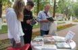Летний читальный зал. Что читает современная молодежь сегодня, во многом определит завтрашний день нашего общества. Генрих Манн говорил: «Сегодняшние книги являются завтрашними поступками». 12 августа отмечается Международный день молодежи, в этот день в Летнем читальном зале Городской центральной библиотеки  была  проведена акция «Молодежь читает и советует». В рамках акции молодым людям была предложена подборка новых книг современных авторов, которые пользуются большим спросом не только у юных читателей, но и у взрослых. Это книги Джона Грина «Виноваты звезды», Александра Юка «Четыре четверти», Уитни Джи  «Искренне Ваш, Картер» (роман переведен на двенадцать языков мира), Юлии Набоковой «Молния на двоих» (автор затрагивает важные темы: эмпатии, прощения и отношений между людьми) , Лауреата премии «Медаль Карнеги» Шивана Доуда  «Утешение в дороге» и другие. С целью изучения потребности молодежи в чтении и мотивации посещения библиотеки, а также изучения приоритетов чтения был проведен небольшой опрос в виде анкеты, которая содержала следующие вопросы: часто ли вы приходите в библиотеку?; мотивы вашего чтения?; какие жанры литературы вы предпочитаете?; ваш любимый писатель?; книги на каких носителях вы предпочитаете?; что на ваш взгляд может повлиять повышение интереса молодежи к чтению? Всем участникам акции были подарены небольшие памятки, в которых указы современные интересные книги для дальнейшего прочтения. Летний читальный зал это еще одна уникальная возможность привлечения к книге новых читателей и приятного общения с литературой для всех желающих. Используйте эту возможность.