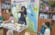 Для ребят из детского сада «Светлячок» директор Детской художественной школы провела мастер-класс по свечеварению.