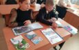 30 сентября сотрудник детского отдела Городской библиотеки для учащихся среднего звена школы №3 (2-е здание) провела патриотический час, приуроченный ко Дню воссоединения ДНР, ЛНР, Запорожской и Херсонской областей с Россией «В единении сила».